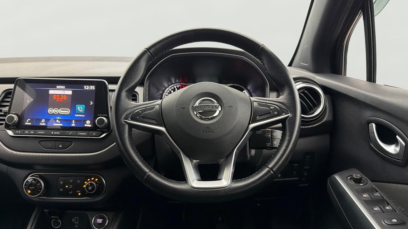 2022 Nissan Kicks XV PREMIUM TURBO 1.3, Petrol, Manual, 25,024 km, Steering Wheel Close Up