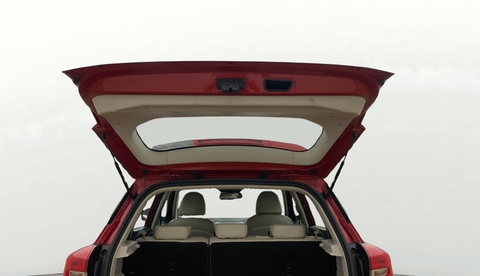 2019 Mahindra XUV300 W8 (O) 1.5 DIESEL, Diesel, Manual, 62,977 km, Boot Door Open