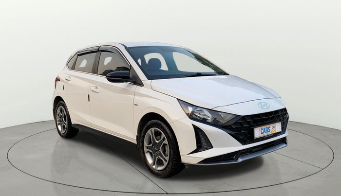 2025 Hyundai NEW I20 SPORTZ 1.2 IVT, Petrol, Automatic, 8,856 km, Right Front Diagonal