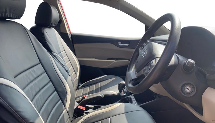 2017 Hyundai Verna 1.6 VTVT SX, Petrol, Manual, 70,826 km, Right Side Front Door Cabin