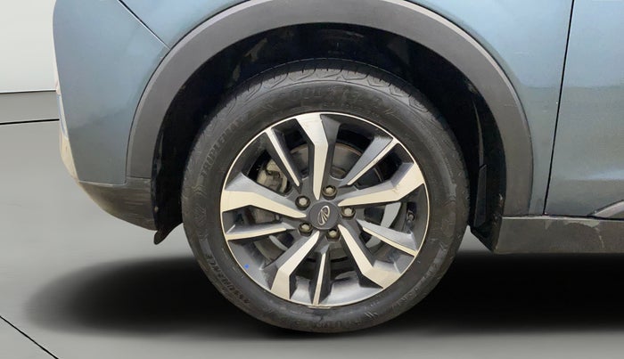 2019 Mahindra XUV300 W8 (O) 1.2 PETROL, Petrol, Manual, 50,713 km, Left Front Wheel