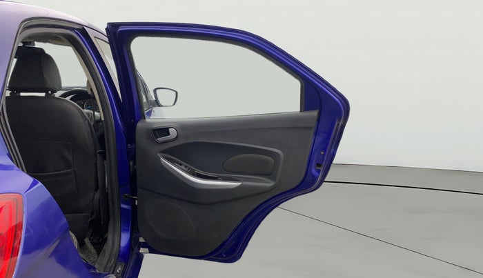 2016 Ford New Figo TITANIUM 1.2 PETROL MT, Petrol, Manual, 84,704 km, RHS Rear Door