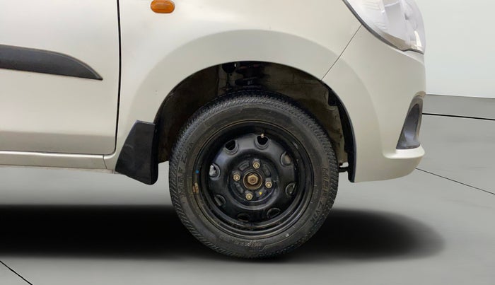 2017 Maruti Alto K10 VXI (O), Petrol, Manual, 40,287 km, Right Front Wheel