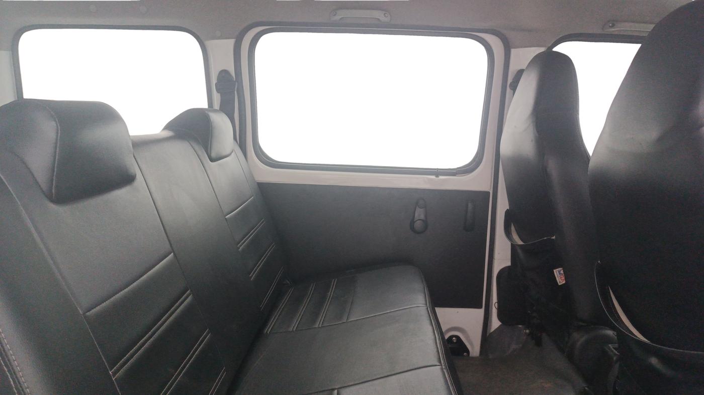2018 Maruti Eeco 5 STR WITH A/C+HTR, Petrol, Manual, 55,027 km, Right Side Rear Door Cabin