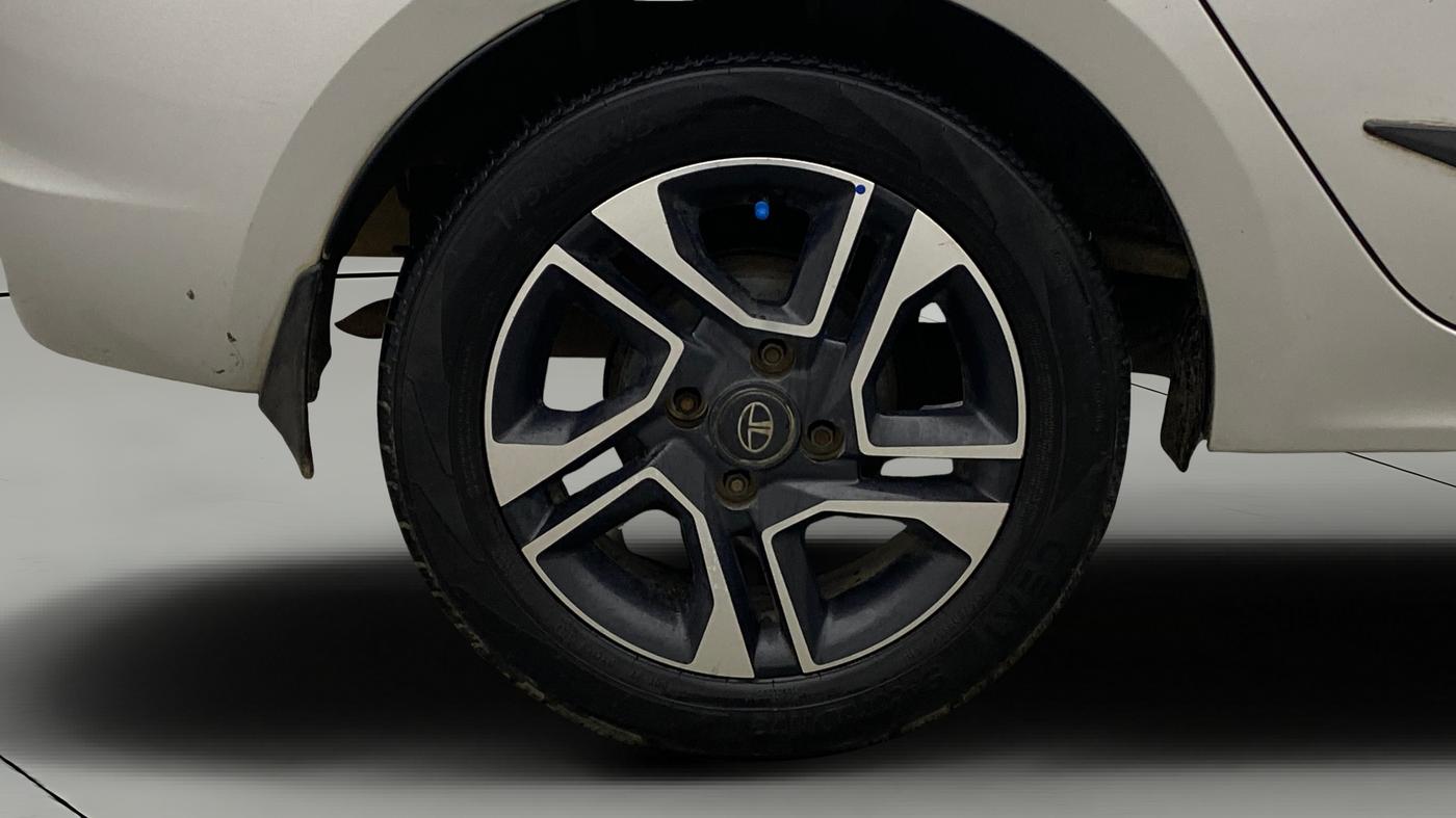 2018 Tata TIGOR XZ (O) PETROL, Petrol, Manual, 1,28,278 km, Right Rear Wheel