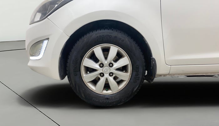 2012 Hyundai i20 ASTA 1.2, Petrol, Manual, 1,01,417 km, Left Front Wheel