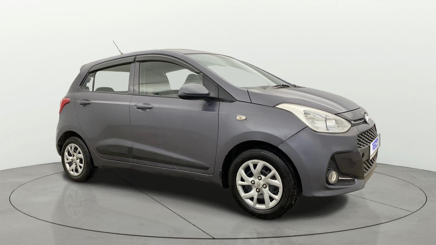2017 Hyundai Grand i10 MAGNA AT 1.2 KAPPA VTVT, Petrol, Automatic, 67,036 km, Right Front Diagonal