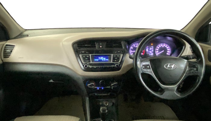 2016 Hyundai Elite i20 MAGNA 1.2, Petrol, Manual, 51,407 km, Dashboard