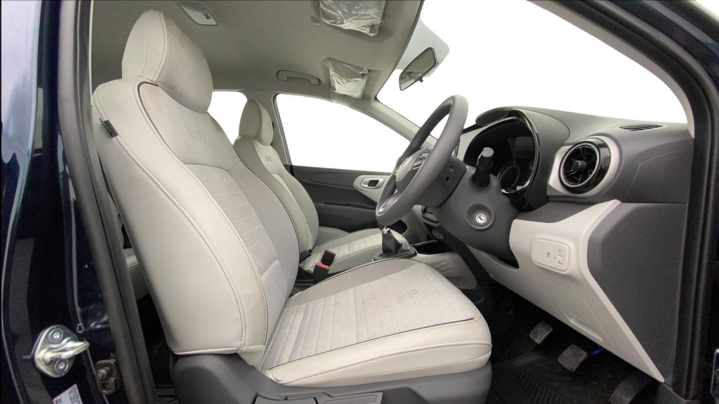 2026 Hyundai GRAND I10 NIOS SPORTZ 1.2 KAPPA VTVT, Petrol, Manual, 2,840 km, Right Side Front Door Cabin