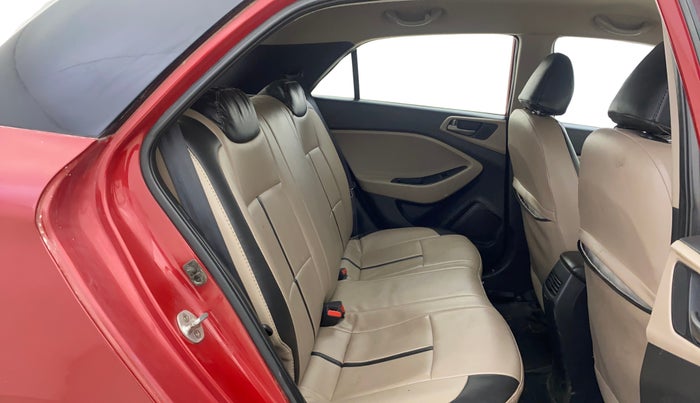 2016 Hyundai Elite i20 MAGNA 1.2, Petrol, Manual, 86,653 km, Right Side Rear Door Cabin