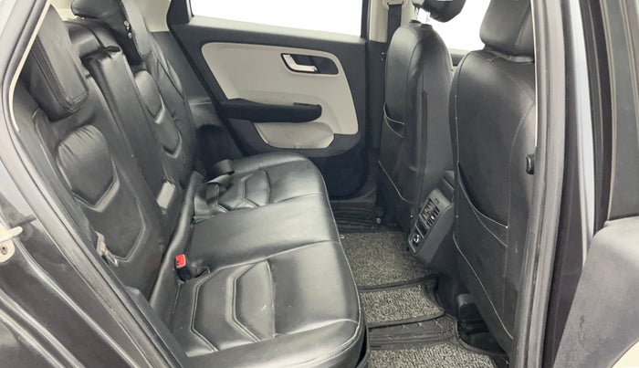 2021 Tata ALTROZ XZ PETROL, Petrol, Manual, 66,054 km, Right Side Rear Door Cabin