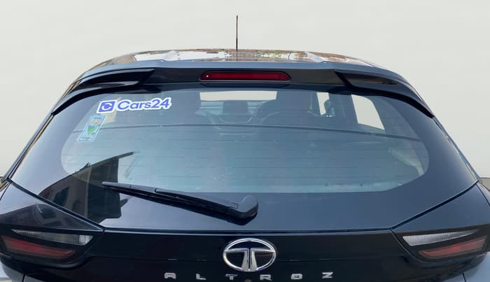 2022 Tata ALTROZ XZ PETROL, Petrol, Manual, 24,698 km, Rear Windshield