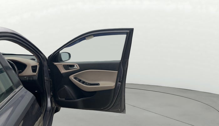 2018 Hyundai Elite i20 MAGNA EXECUTIVE 1.2, CNG, Manual, 1,21,368 km, RHS Front Door