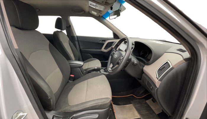 2016 Hyundai Creta SX PLUS 1.6 PETROL, Petrol, Manual, 94,638 km, Right Side Front Door Cabin