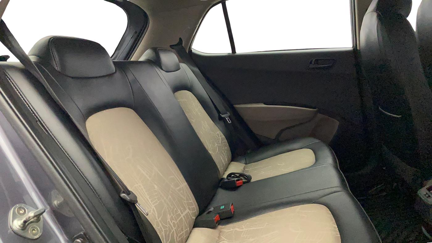 2019 Hyundai Grand i10 MAGNA 1.2 KAPPA VTVT, Petrol, Manual, 83,386 km, Right Side Rear Door Cabin