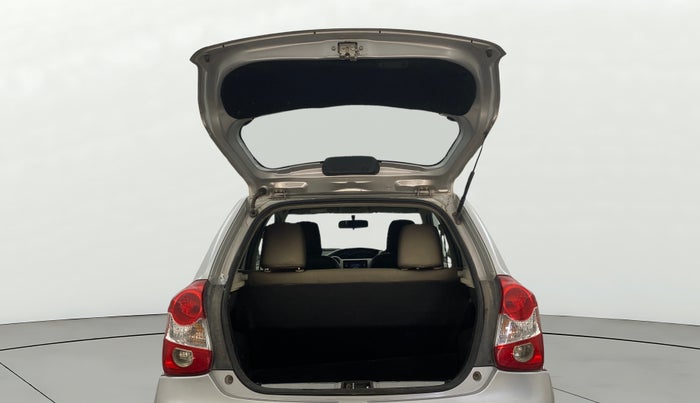 2015 Toyota Etios Liva G, Petrol, Manual, 1,14,496 km, Boot Door Open