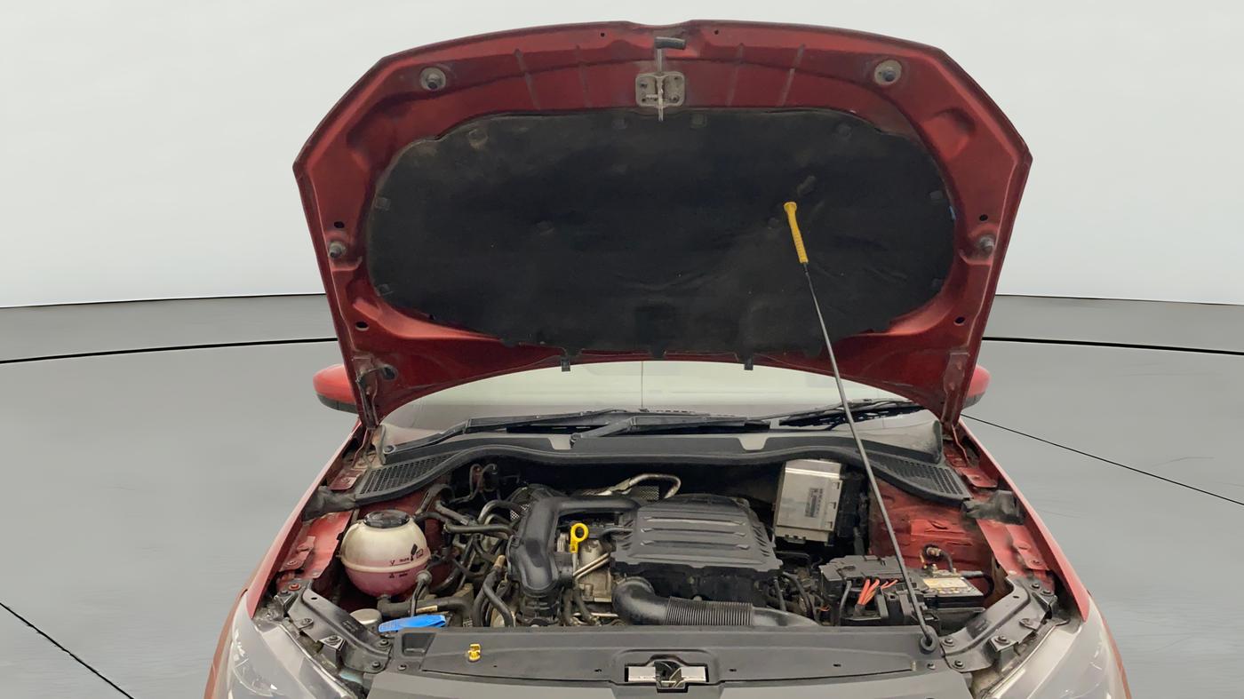 2020 Volkswagen Vento HIGHLINE 1.0L TSI, Petrol, Manual, 1,44,347 km, Open Bonet