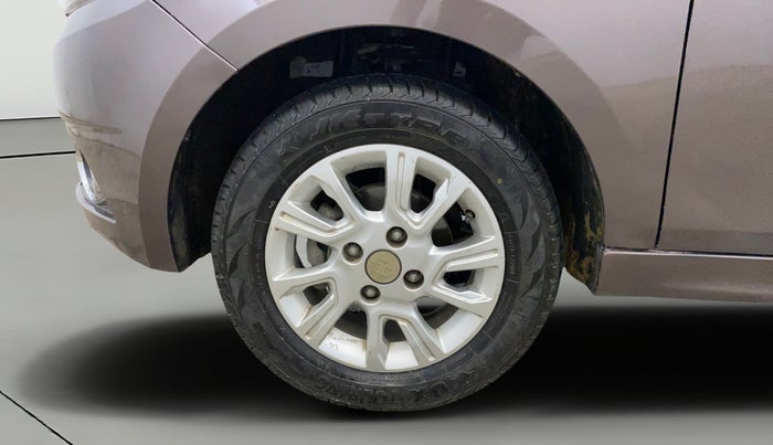 2017 Tata Tiago XZA PETROL, CNG, Automatic, 45,101 km, Left Front Wheel