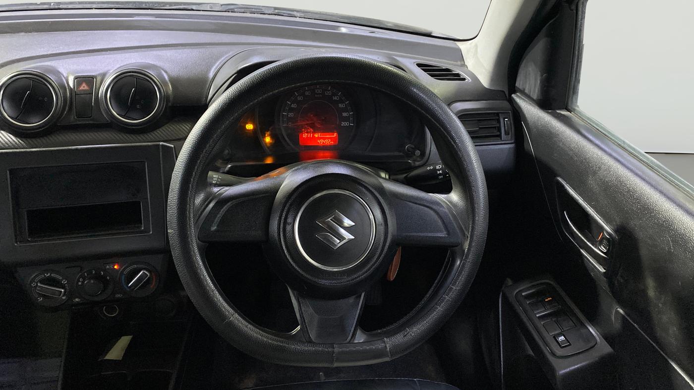 2022 Maruti Swift LXI, Petrol, Manual, 49,484 km, Steering Wheel Close Up