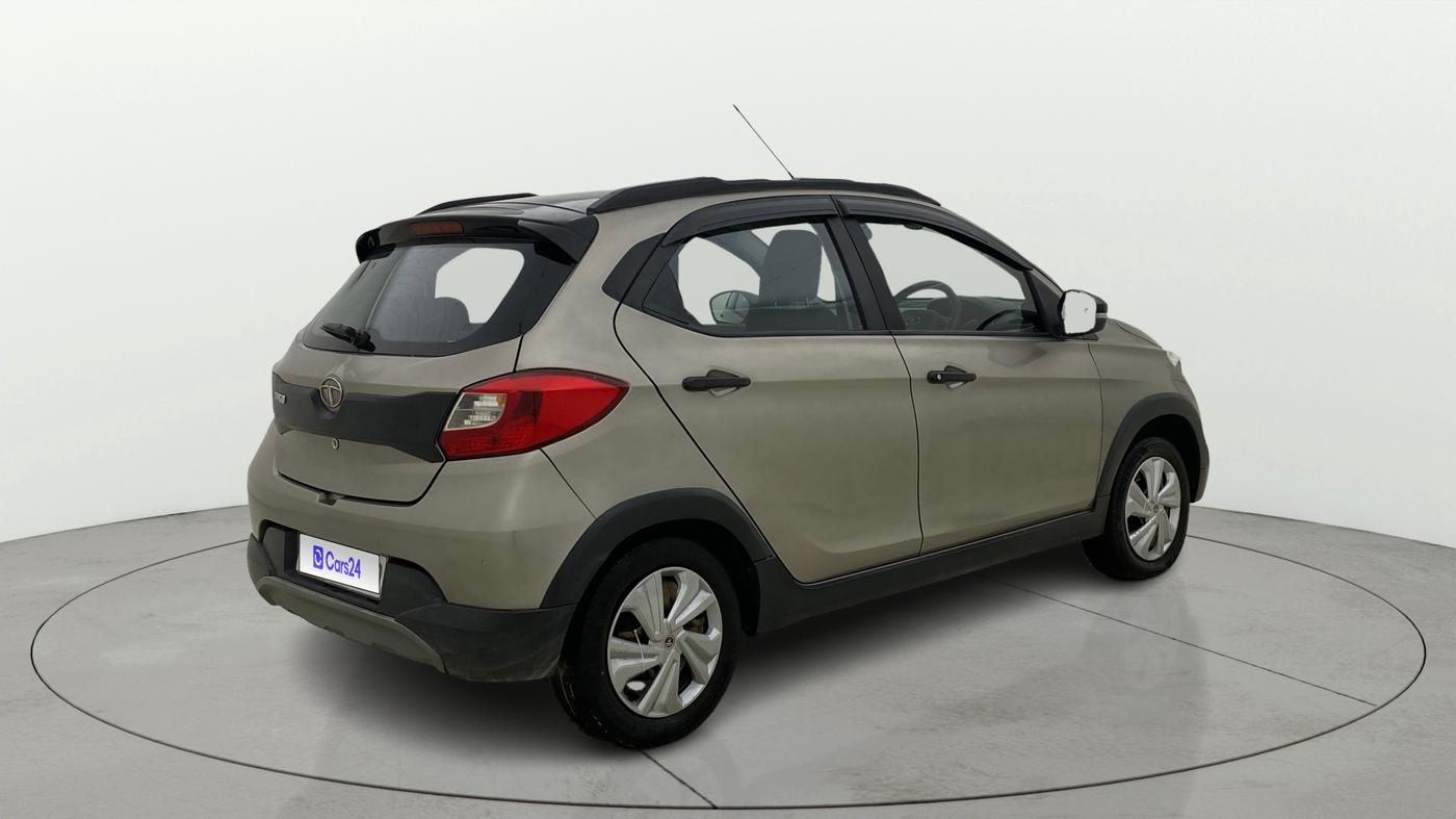 2018 Tata TIAGO NRG PETROL, CNG, Manual, 89,100 km, Right Back Diagonal