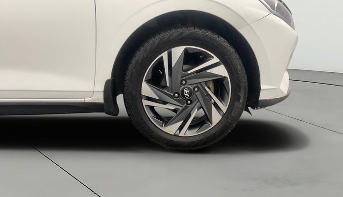 2021 Hyundai NEW I20 ASTA (O) 1.2 MT, CNG, Manual, 1,17,079 km, Right Front Wheel