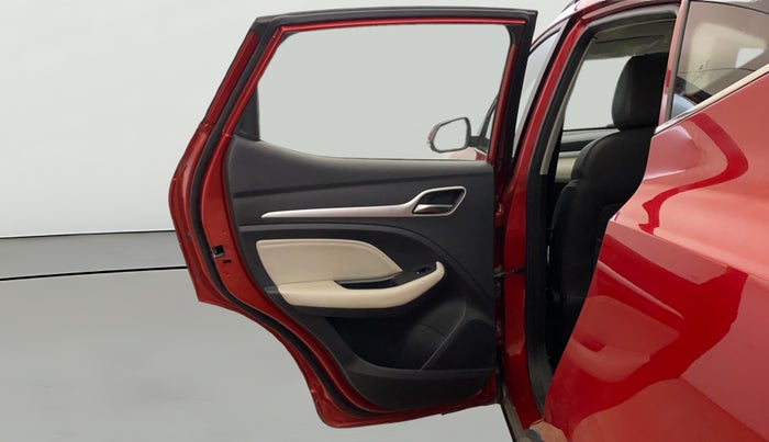 2022 MG ASTOR SHARP EX 1.5 MT, Petrol, Manual, 23,140 km, LHS Rear Door