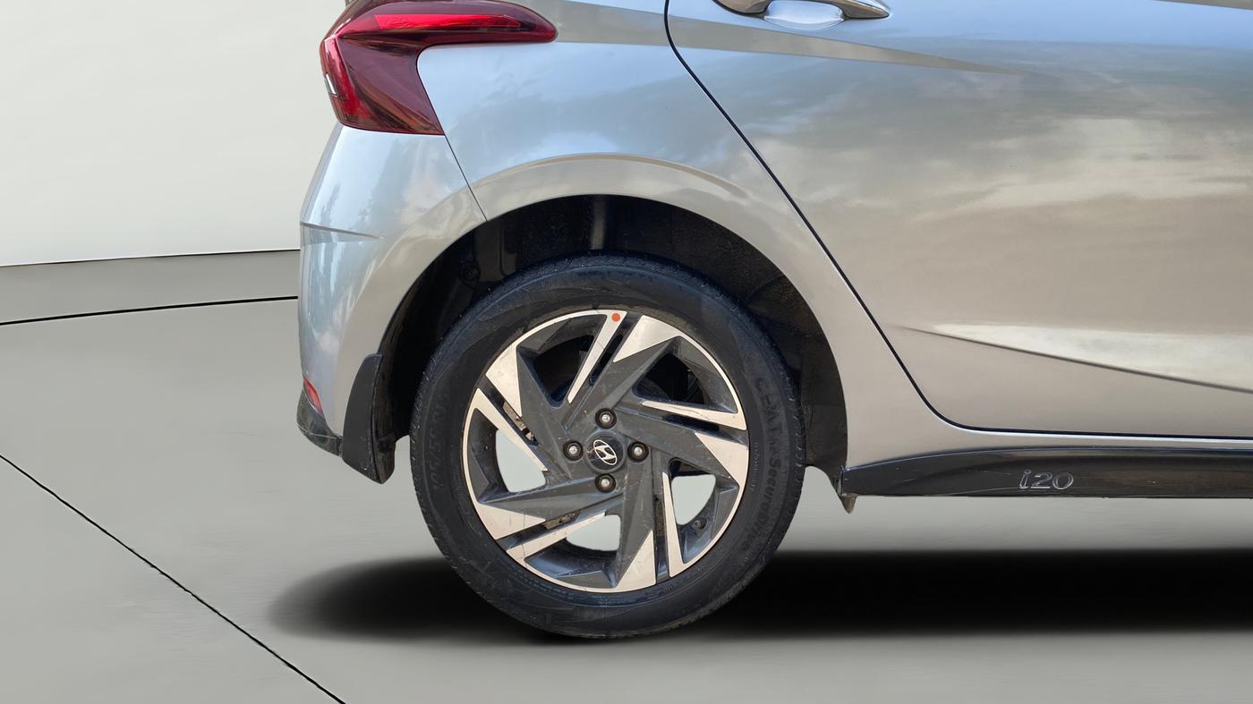 2021 Hyundai NEW I20 ASTA 1.2 MT, Petrol, Manual, 54,806 km, Right Rear Wheel