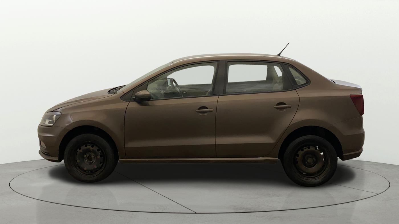 2017 Volkswagen Ameo COMFORTLINE 1.2L, Petrol, Manual, 95,386 km, Left Side