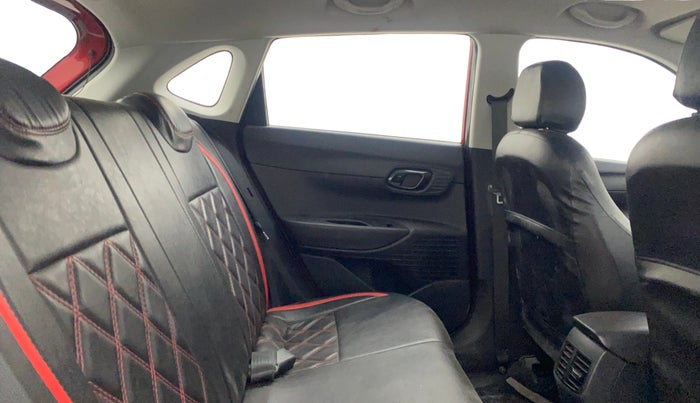 2022 Hyundai NEW I20 SPORTZ 1.2 MT, Petrol, Manual, 42,433 km, Right Side Rear Door Cabin