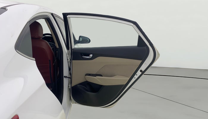 2019 Hyundai Verna 1.4 EX PETROL, Petrol, Manual, 43,835 km, RHS Rear Door