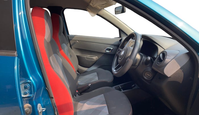 2020 Renault Kwid RXT 1.0 AMT (O), Petrol, Automatic, 55,585 km, Right Side Front Door Cabin