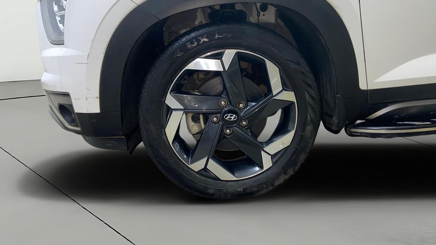 2024 Hyundai ALCAZAR PLATINUM 1.5 MT 7STR, Diesel, Manual, 36,840 km, Left Front Wheel