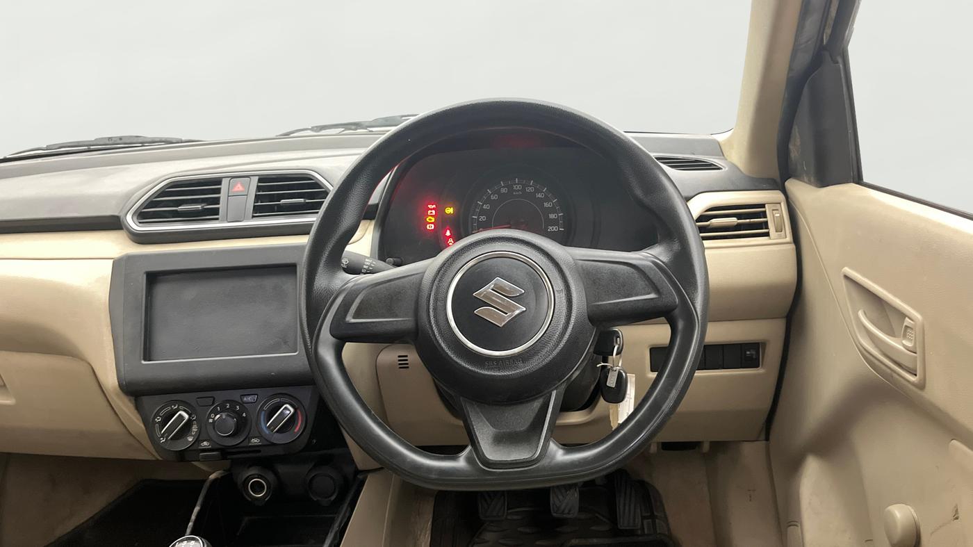 2018 Maruti Dzire LXI, Petrol, Manual, 61,718 km, Steering Wheel Close Up