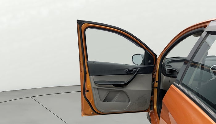 2016 Tata Tiago XM PETROL, Petrol, Manual, 68,448 km, LHS Front Door