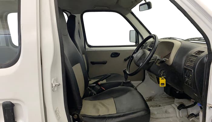 2018 Maruti Eeco 5 STR CNG WITH HTR, CNG, Manual, 80,045 km, Right Side Front Door Cabin