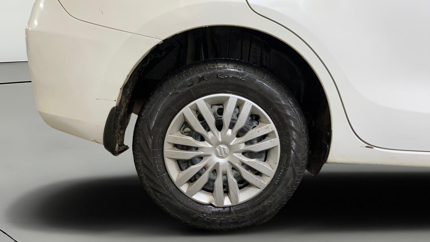 2024 Maruti Dzire VXI, Petrol, Manual, 32,756 km, Right Rear Wheel