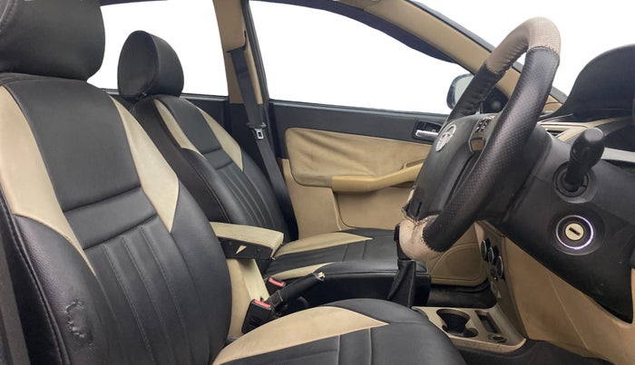 2013 Tata Manza VX QUADRAJET, Diesel, Manual, 87,544 km, Right Side Front Door Cabin