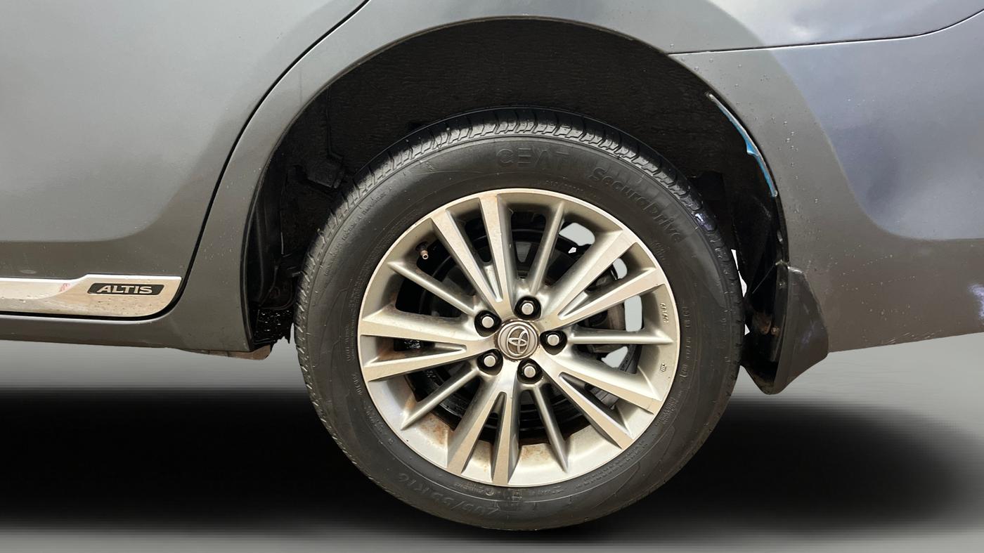 2016 Toyota Corolla Altis VL CVT PETROL, Petrol, Automatic, 81,985 km, Left Rear Wheel