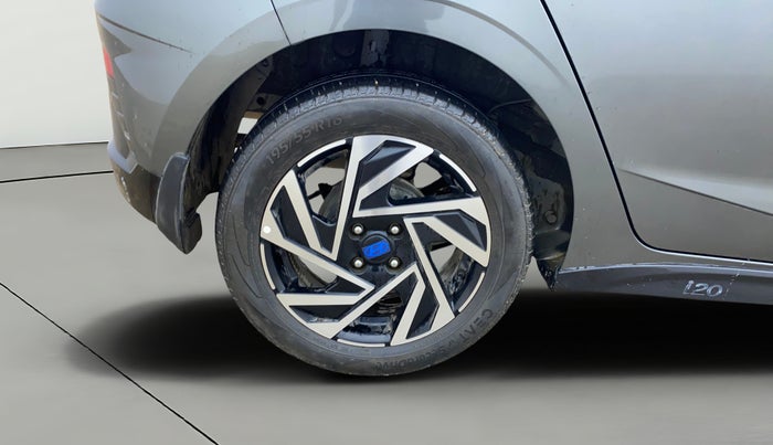 2023 Hyundai NEW I20 ASTA (O) 1.2 MT, Petrol, Manual, 19,651 km, Right Rear Wheel