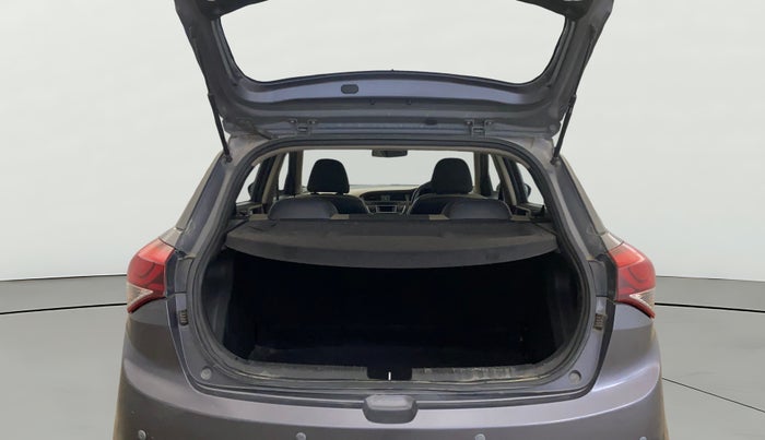 2015 Hyundai Elite i20 SPORTZ 1.2, Petrol, Manual, 31,874 km, Boot Open Zoomed View