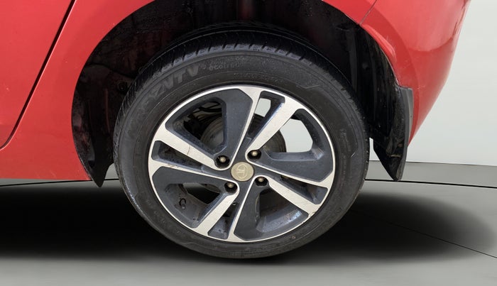 2020 Tata ALTROZ XZ PETROL, Petrol, Manual, 96,009 km, Left Rear Wheel