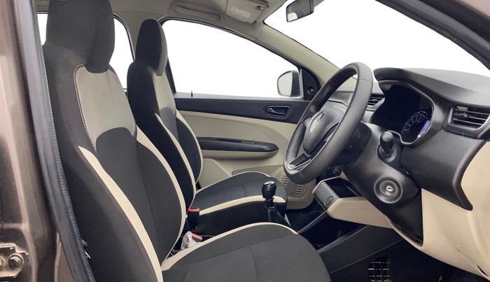 2023 Renault TRIBER RXL MT, Petrol, Manual, 35,525 km, Right Side Front Door Cabin