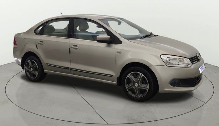 2013 Volkswagen Vento COMFORTLINE 1.6, Petrol, Manual, 94,040 km, Right Front Diagonal