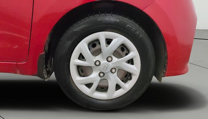 2018 Hyundai Grand i10 MAGNA AT 1.2 KAPPA VTVT, Petrol, Automatic, 38,209 km, Right Front Wheel