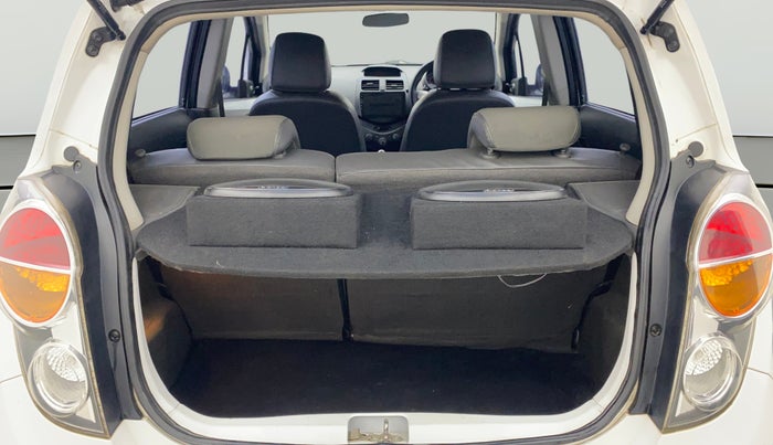 2013 Chevrolet Beat LT PETROL, Petrol, Manual, 68,685 km, Boot Open Zoomed View
