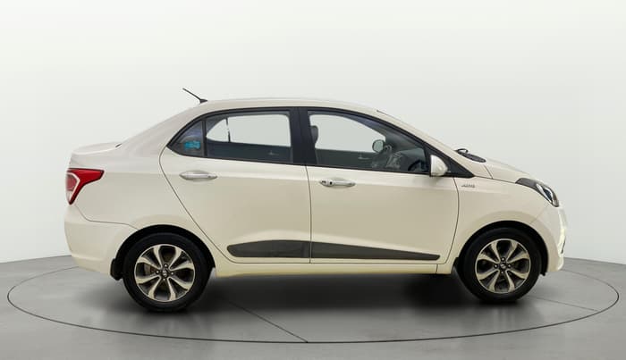 2015 Hyundai Xcent SX AT 1.2 (O), Petrol, Automatic, 8,777 km, Right Side View