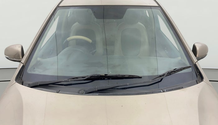 2013 Hyundai i20 ASTA 1.2, Petrol, Manual, 1,03,608 km, Front Windshield