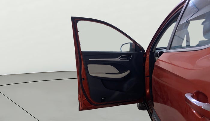 2022 MG ASTOR SHARP 1.5 CVT, Petrol, Automatic, 65,670 km, LHS Front Door