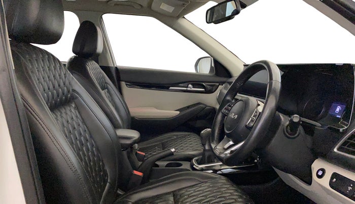 2021 KIA SELTOS HTX 1.5 PETROL, Petrol, Manual, 56,626 km, Right Side Front Door Cabin