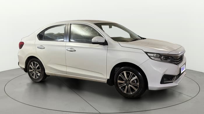 2024 Honda Amaze 1.2L I-VTEC VX CVT, CNG, Automatic, 30,145 km, Right Front Diagonal